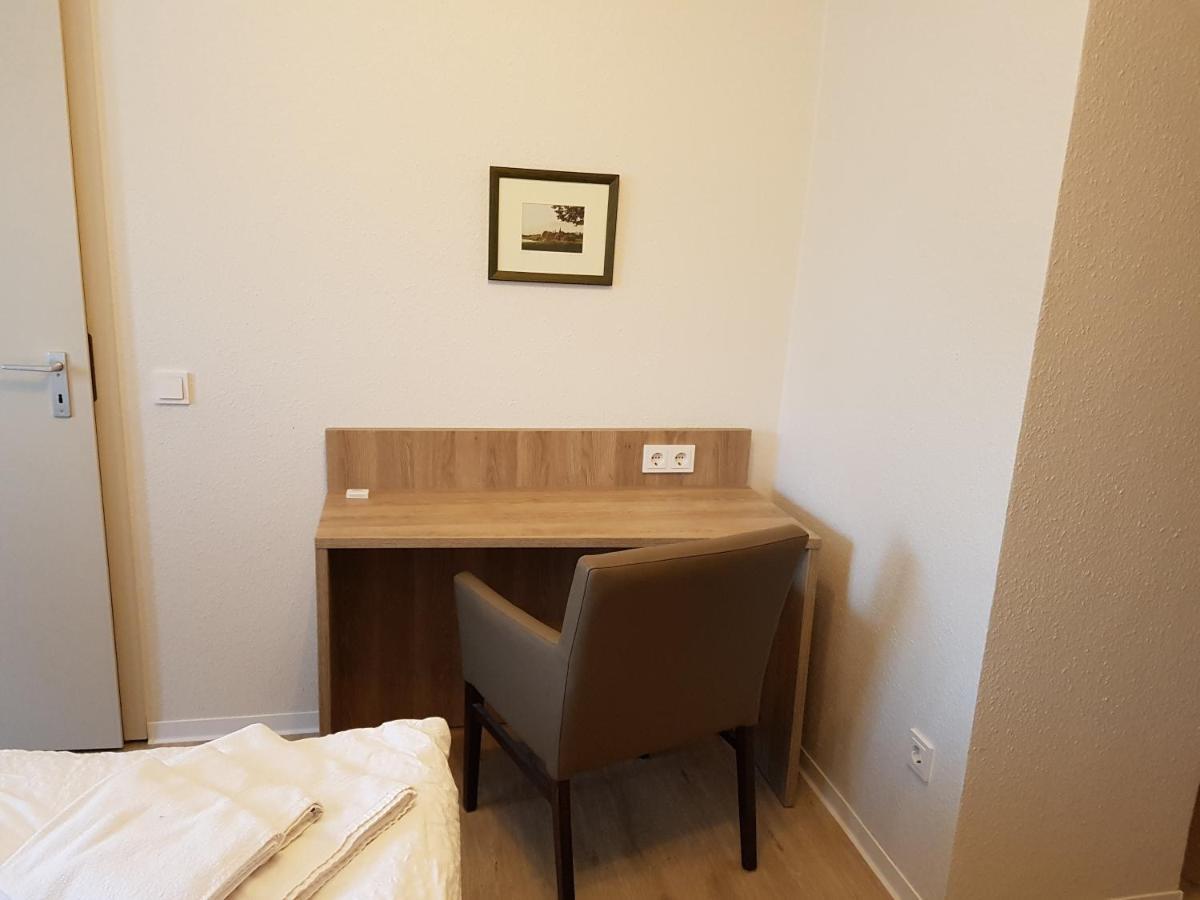 Hotel Pension Haus Pooth Wesel  Luaran gambar